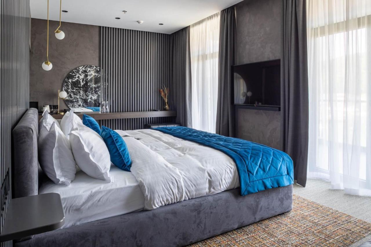 Emily Resort Lviv Exterior photo Bedroom