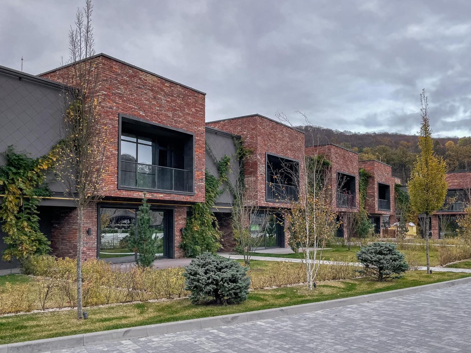 Emily Resort Lviv Exterior photo
